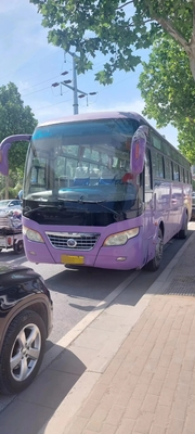 2014 Tahun 45 Kursi Digunakan Bus Yutong ZK6102D Bus Pelatih Mesin Depan Dua Pintu LHD Diesel