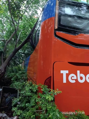 60 Kursi Digunakan Bus Wuzhoulong Dengan Kemudi RHD Mesin Diesel TANPA Kecelakaan