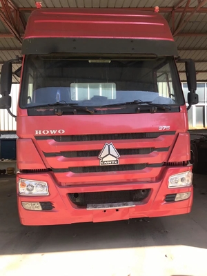 Tugas Berat Sinotruk Howo Menggunakan Truk Traktor 10 Roda 6x4 Dengan 371Hp Dijual