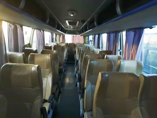 Bus Pelatih Penumpang Youtong Bekas 49 Kursi Penumpang Model ZK6110 Dengan Mesin Yuchai