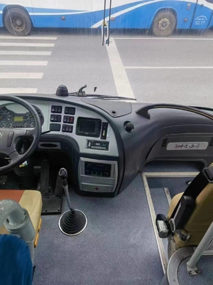 Bus Pelatih Yutong Bekas ZK6110 51 Kursi Kemudi RHD Tahun 2013 Bus Mewah Bekas