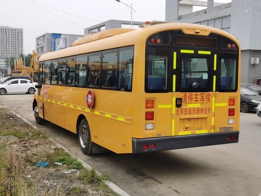 Bus Sekolah Bekas Mesin Weichai 52 Kursi 9 Meter YuTong Bus Bekas ZK6935D