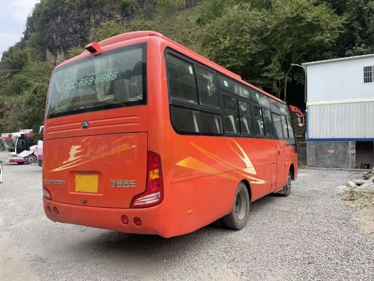Second Hand Bus 30 Seats External Swinging Door Sliding Window Front Engine Bekas Yutong Bus ZK6752D