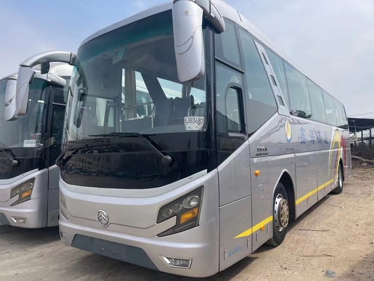 Bus Wisata Bekas 48 Kursi Kompartemen Bagasi Besar Pintu Ganda 12 Meter Bekas Golden Dragon XML6126