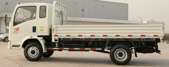 Truk Kecil Bekas 4 × 2 Mode Drive Memuat 4-6 Ton Drive Tangan Kanan Sinotruck Howo Lorry Truck