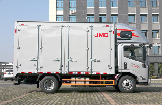 Truk kargo ringan bekas JAC 4,2 meter Van Box Double Door Single Row Cab Dengan Sleeper