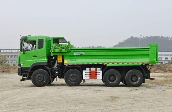 Dikgunakan Donfeng Tipper Truck Tianlong Kabin 8 * 4 Heavy Duty 350hp Dump Truck 5,6 meter Kotak