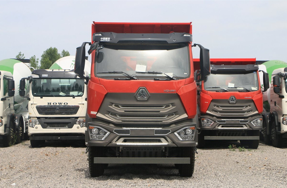 Sino Truck 60t Dumper Power Mesin Diesel 440hp Hohan Tipper 8×4 Pengangkutan Pertambangan