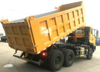 Dongfeng Used Dump Truck 5600X2300X1200 Dimensi 280L Kapasitas Tangki Bahan Bakar