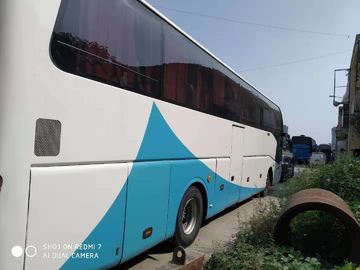 Kompartemen Besar 50 Kursi Digunakan Bus Yutong Pintu Ganda Panjang Bus 12000mm