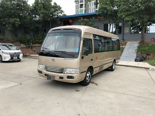 130km/H 95kw Diesel 2017 Tahun 15 Kursi Bus Coaster Bekas YC. Mesin