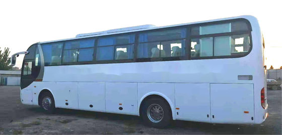 Bus Yutong Bekas ZK6110 51 Kursi Sasis Baja Bus Wisata Bekas Pintu Kemudi Ganda