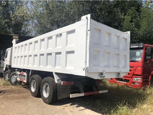 2018 Model Sinotruk Howo 8 * 4 Bekas Tipper Dump Truck Dumper 30Ton 50 Ton