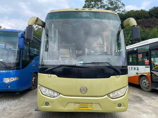 Bus Pelatih Bekas Golden Dragon 47 Kursi Hino J08E Engine Steel Chassis Pintu Tunggal Euro III