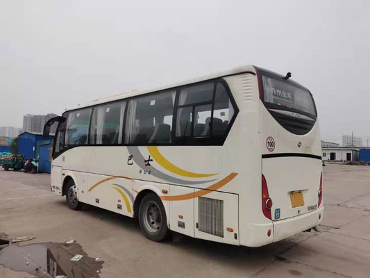 Bus Lebih Tinggi Bekas KLQ6808 35 Kursi Mesin Belakang Yuchai 140kw Bus Pelatih Bekas Sasis Baja Kilometer Rendah
