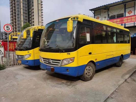 Digunakan Yutong Mini Bus ZK6720d Mesin Depan 95kw Yuchai Bus Penumpang Baik Euro IV 26 kursi