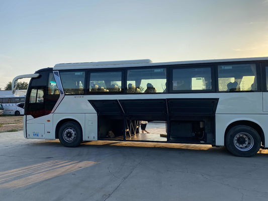 Bus Pelatih Tipe Baru Golden Dragon XML6122 52 Kursi Mewah Pintu Ganda Bus Penumpang Bekas 12meter LHD