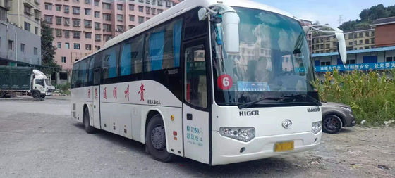 Kedatangan Baru Saat Ini Digunakan Bus Pelatih KLQ6129TA Lebih Tinggi 53 Kursi Mesin Diesel Bus Bekas dengan mesin Yuchai
