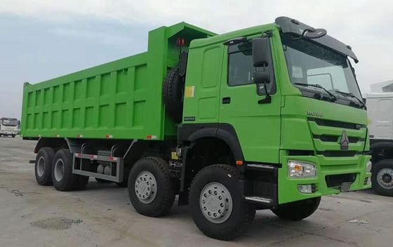 Merek Baru HOWO 8x4 371HP 25CBM Dump Truck Untuk Transportasi Pertambangan
