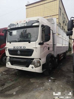 Howo Cargo Digunakan Dump Truck 6*2 Warehouse Grid Type 420hp LHD
