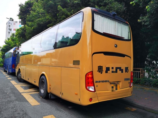 Bus Pelatih 60 Kursi Drive Tangan Kanan Bus Penumpang Digunakan Yutong ZK6110 Dua Pintu