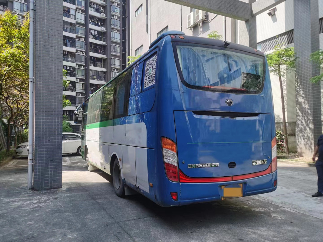 39 Kursi Digunakan Yutong Bus ZK6888 Pelatih Mesin Diesel Kemudi RHD Untuk Transportasi