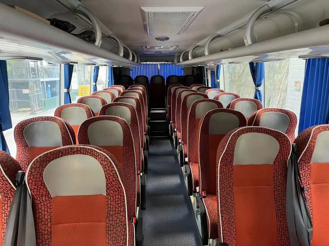 39 Kursi Digunakan Yutong Bus ZK6888 Pelatih Mesin Diesel Kemudi RHD Untuk Transportasi