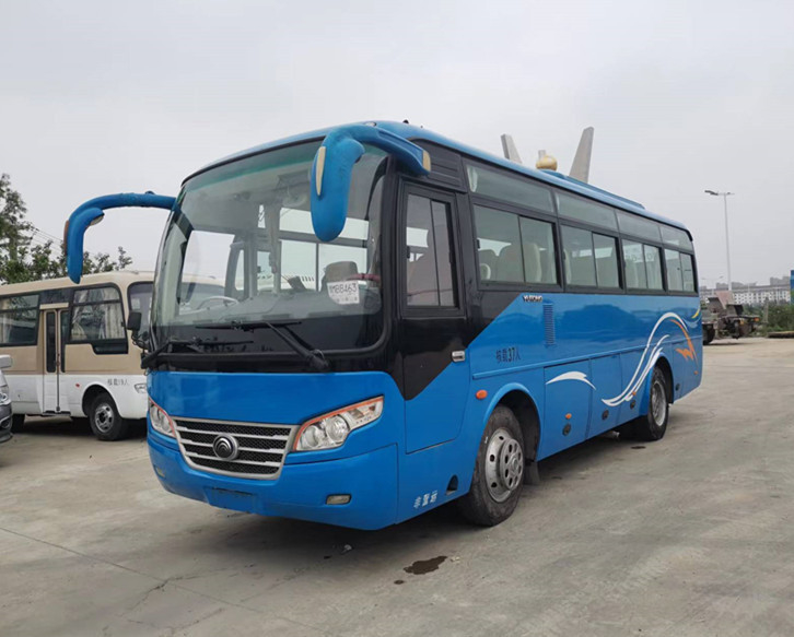 37 Kursi Digunakan Yutong Bus ZK6842D Pelatih Mesin Depan Kemudi RHD Untuk Transportasi