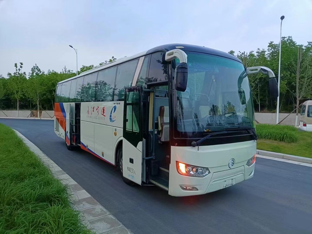 51 Kursi Rhd Mesin Belakang Digunakan Bus Pelatih Golden Dragon XML6113 Dua Pintu Euro IV