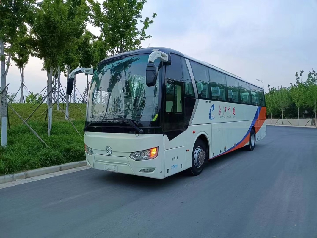 51 Kursi Rhd Mesin Belakang Digunakan Bus Pelatih Golden Dragon XML6113 Dua Pintu Euro IV