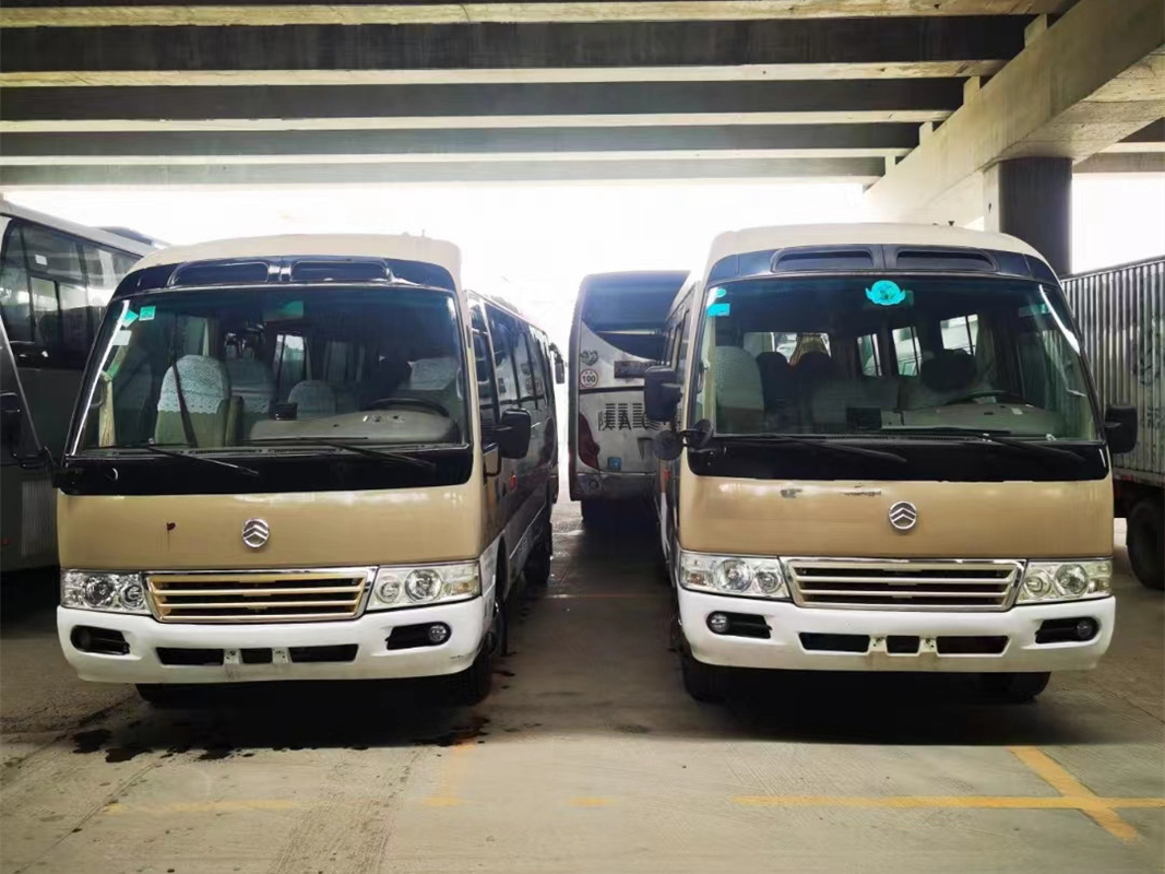22 kursi Golden Dragon Digunakan Coaster Bus Mini Coach Yuchai 90kw 2015-2017 Mesin Diesel