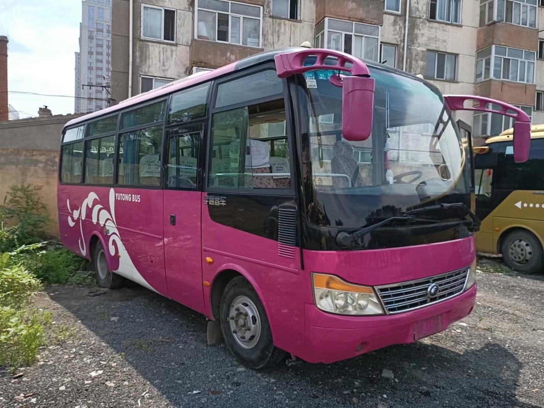 2016 Tahun 31 Kursi Digunakan Bus Yutong ZK6752D Mini Bus Dengan Mesin Depan Untuk Transportasi
