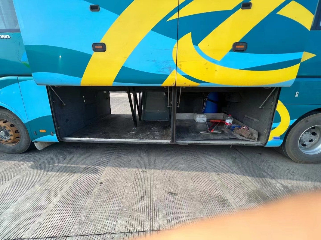 2016 Tahun 53 Kursi Digunakan Bus Yutong Bus Pelatih ZK6122H9 Dengan Mesin WP10.336