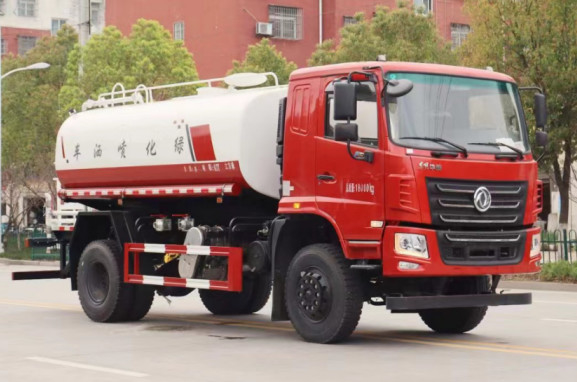 Truk Penyiram Air 4X4 Drive Road Tanker SPV Sanitasi Kendaraan Tujuan Khusus Tangki 12000 Liter