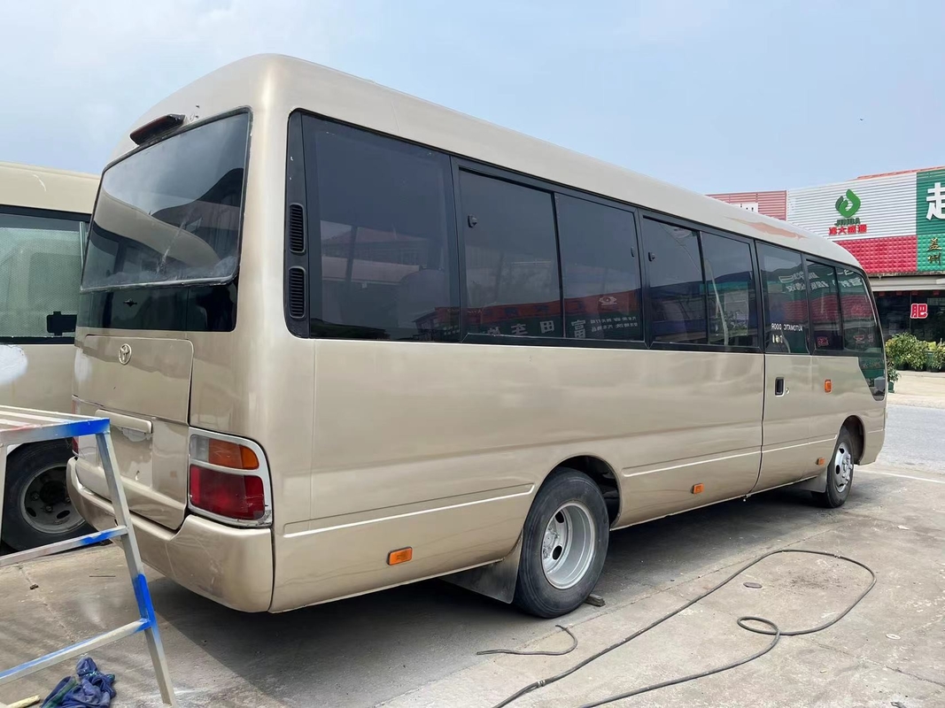 2013 Tahun 23 Kursi Bekas Toyota Coaster Bus Dengan Mesin Diesel 1Hz Cat Baru