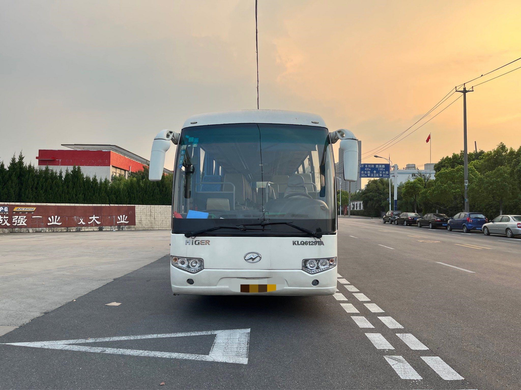 Suspensi Udara Merek Lebih Tinggi Digunakan Bus Pelatih 53 Kursi Pintu Ganda Mesin Diesel Wp.7 KLQ6129