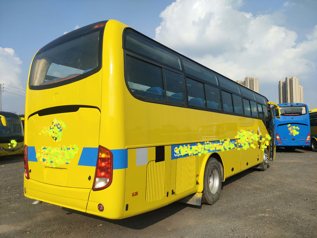 2+3 Tata Letak 60 Kursi Bekas Yutong Bus Pelatih Mewah Afrika 10 Meter Bus Air Bag Suspension ZK6110