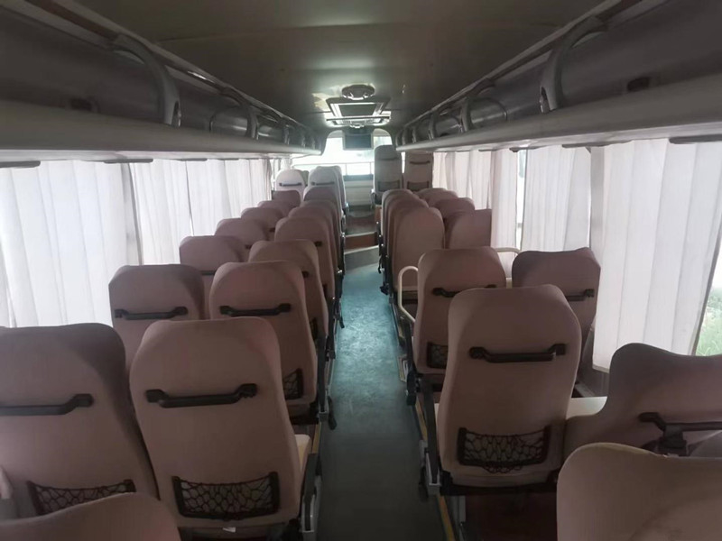 2013 Tahun 47 Kursi Zk6118 Bus Yutong Bekas Dengan AC Pintu Ganda Tanpa Kecelakaan