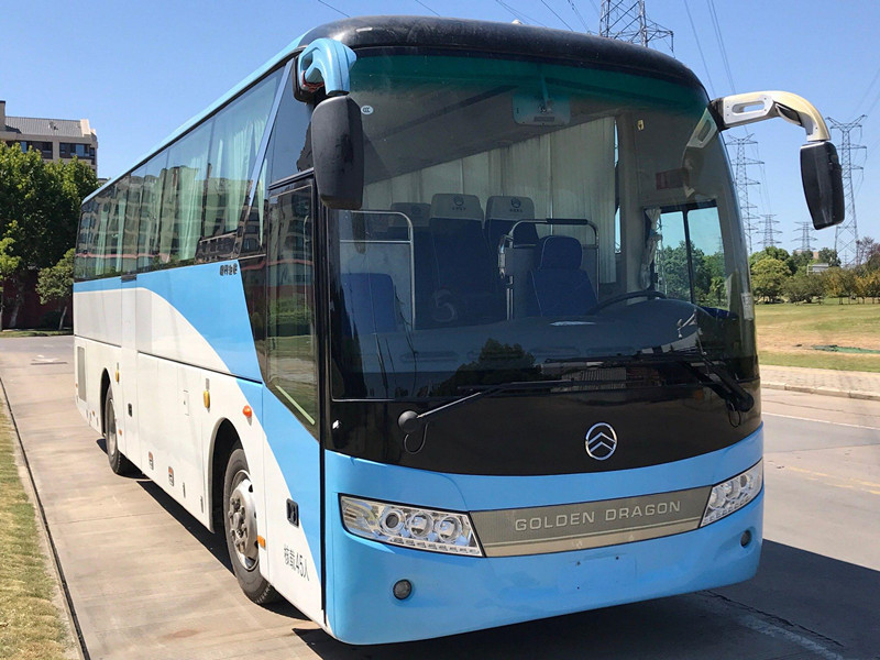 2015 Tahun 45 Kursi Digunakan Golden Dragon Bus XML6103J28 LHD Untuk Pariwisata Dalam Kondisi Baik