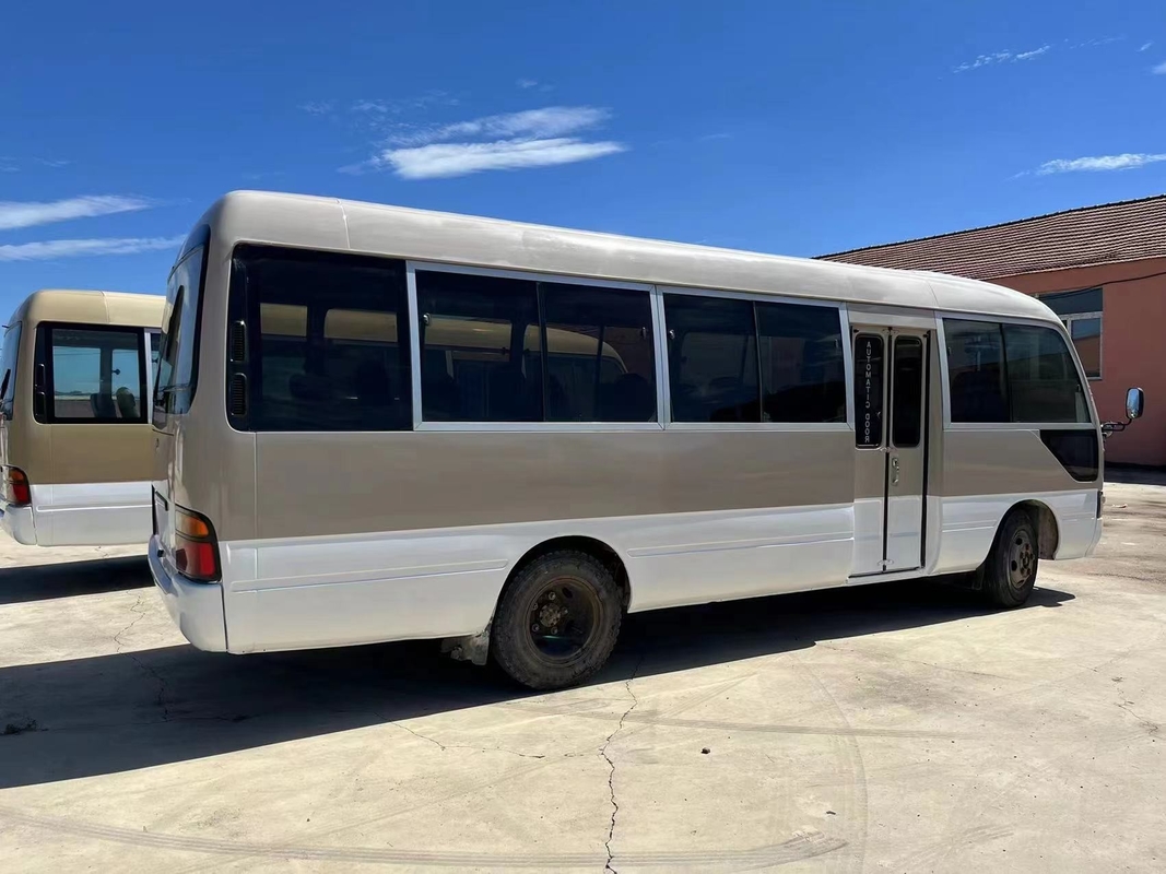 2012 Tahun 23 Kursi Bekas Toyota Coaster Bus Mesin Diesel 1Hz Dengan Pintu Lipat Dalam Kondisi Baik