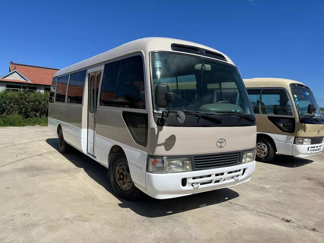 2012 Tahun 23 Kursi Bekas Toyota Coaster Bus Mesin Diesel 1Hz Dengan Pintu Lipat Dalam Kondisi Baik