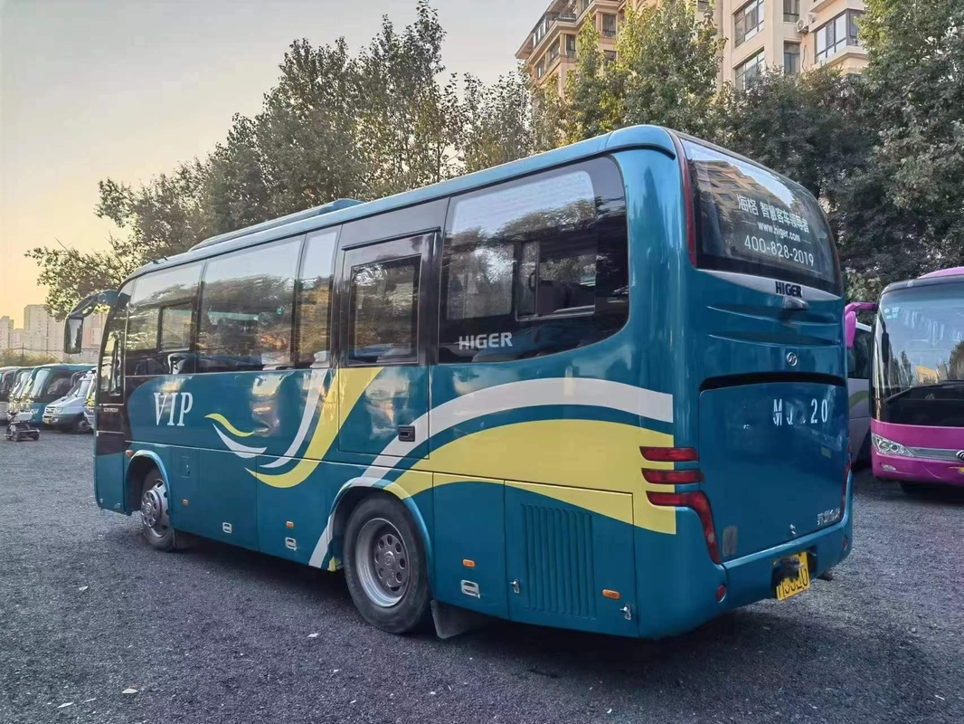 Luxury Higer KLQ6796 menggunakan bus pelatih 34 kursi LHD Mesin belakang 147kw Suspensi pegas pelat