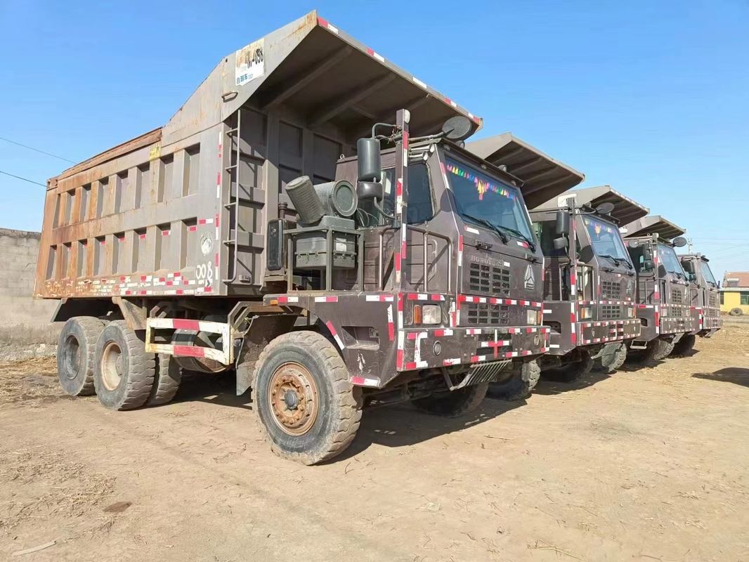 HOWO Mining Dump Truck Dengan 80 - 120 Ton Truk Bekas Dijual