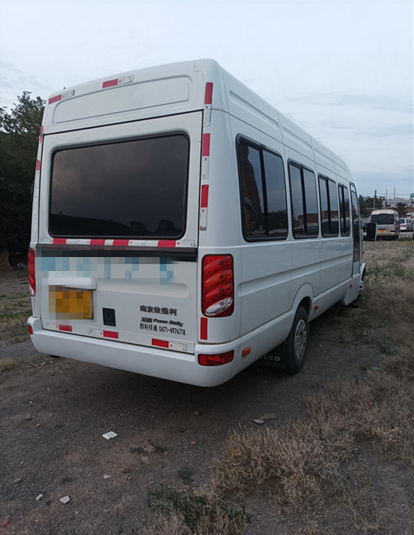 2017 Tahun 23 Seater Iveco Bus Bekas Dengan Pendingin Kursi Kulit Dalam Kondisi Baik