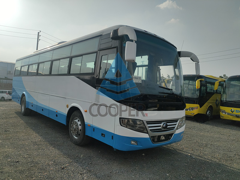 2014 Tahun 53 Seater Yutong Bus Bekas ZK6112D RHD Kemudi Pendingin Kursi Baru