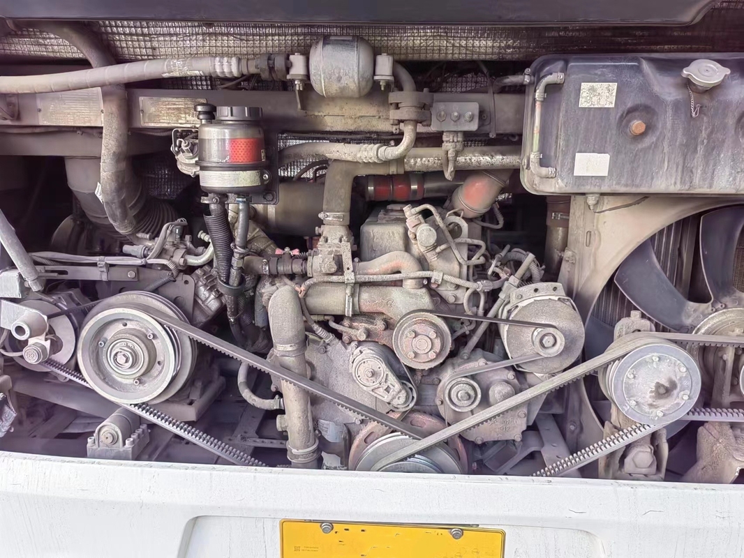 Yutong Bus Zk6115 Pelatih Bekas 47 kursi Penggerak Tangan Kiri Bus Merek China Mesin Diesel EuroV