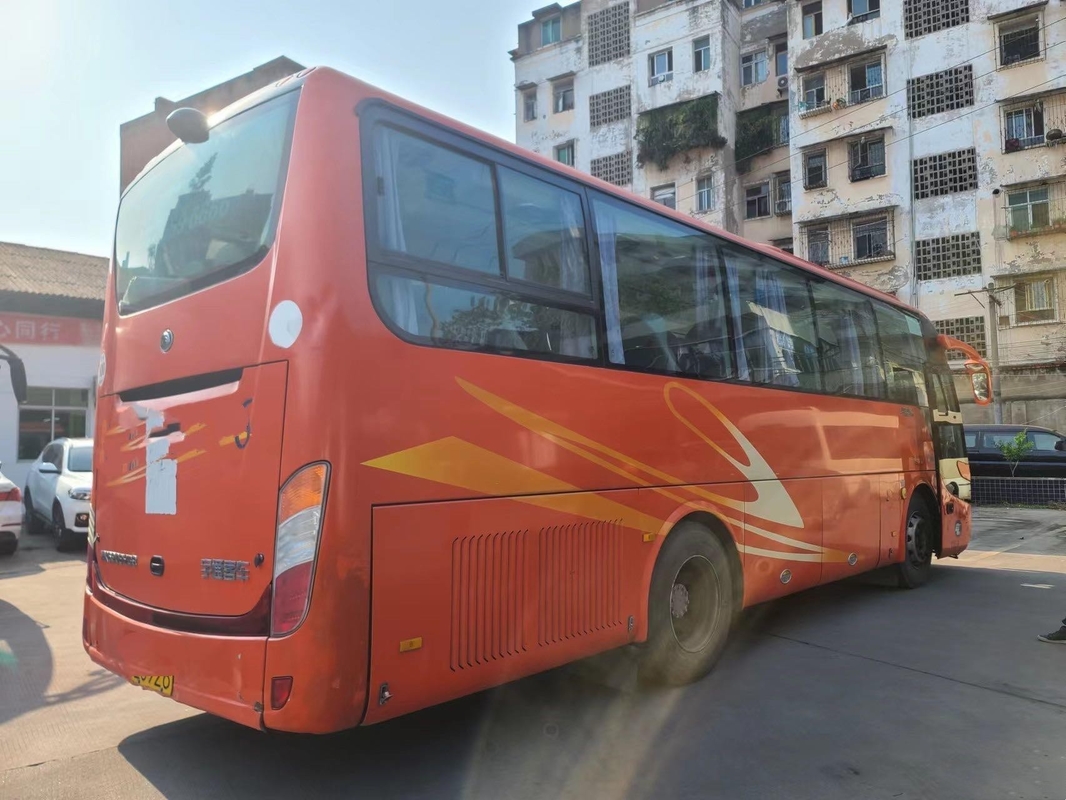Mesin Yuchai Zk6908 Menggunakan Yutong Short Bus Air Bag Suspension 38 Seater Left Steering