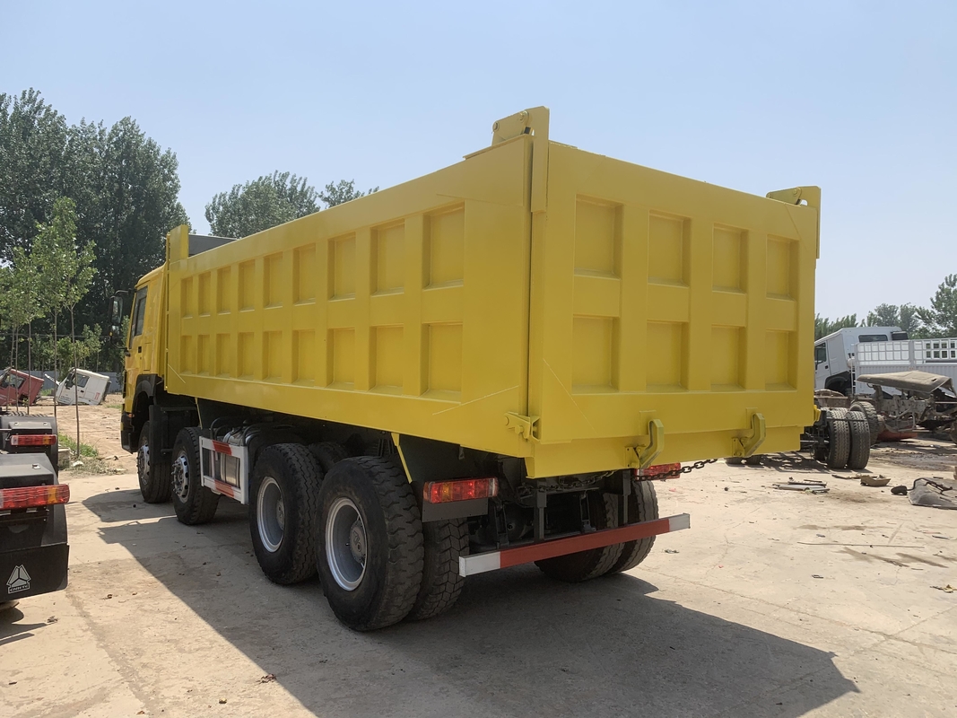 Truk Diesel Bekas Truk Tipper Baru 8 * 4 Drive tangan kanan HOWO Brand Sino Truck 371-375-420hp