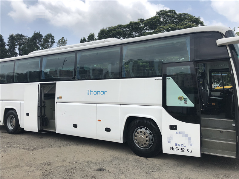 Bus Pelatih Mewah 53 Kursi Rhd Lhd Diesel Euro 3 Bus Kota Dalam Bus Penumpang Jarak Jauh Dijual