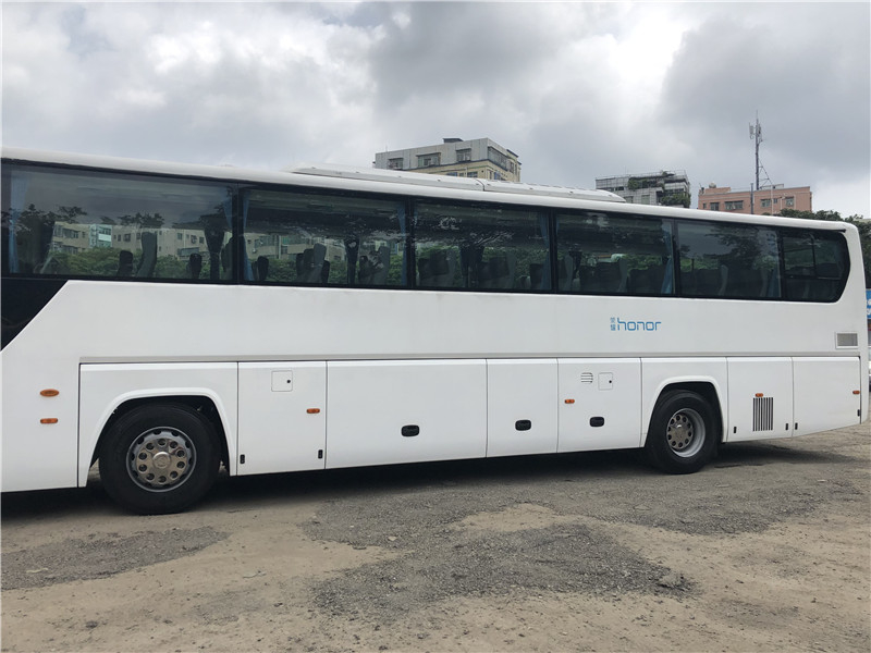 Bus Pelatih Mewah 53 Kursi Rhd Lhd Diesel Euro 3 Bus Kota Dalam Bus Penumpang Jarak Jauh Dijual